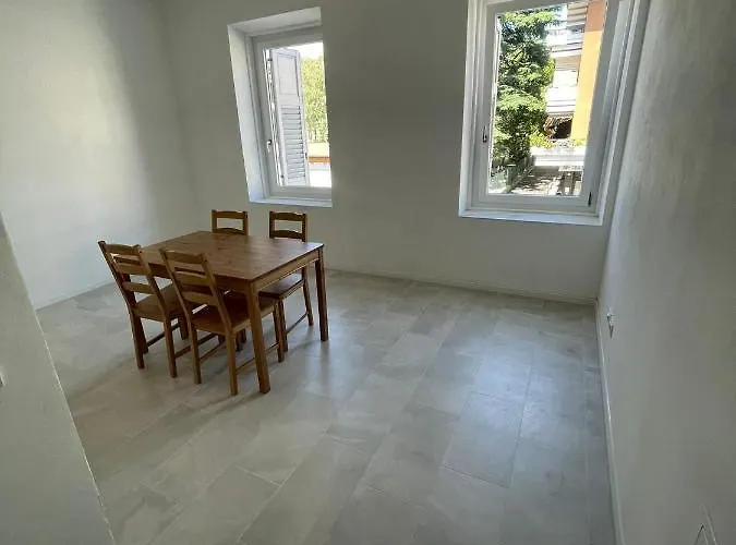 Claudia Augusta מלון *